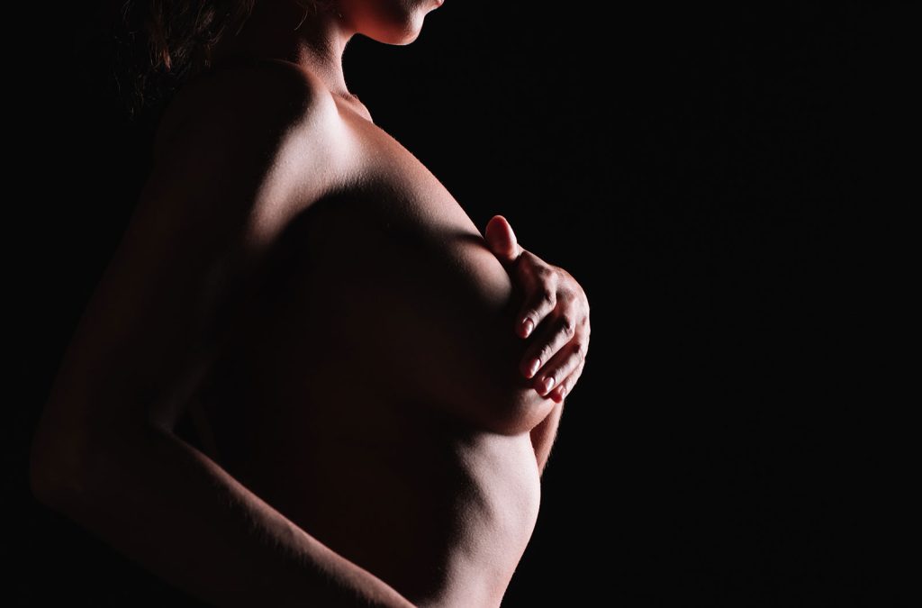 Recambio o retiro de prótesis con reconstrucción estética: cuándo y cómo se realiza
