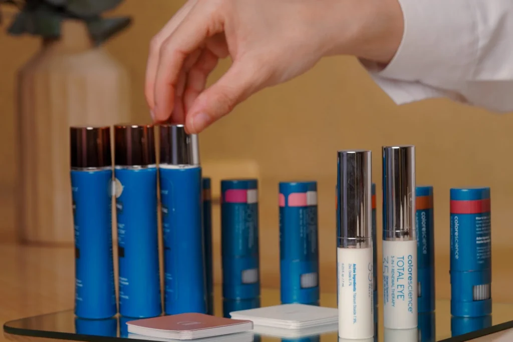 Productos de cosmética médica de la rutina personalizada de la clínica